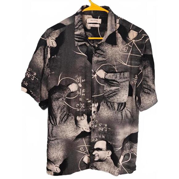 Urban Outfitters Men's Math Man Duo Rayon Print Button-Up Shirt Size Medium - Picture 8 of 8